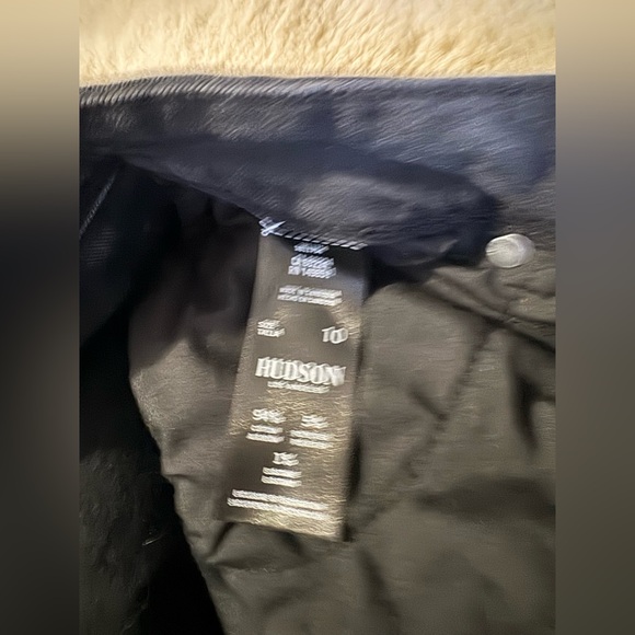 NWOT Hudson slim straight leg jeans. Size 10 - Picture 5 of 6